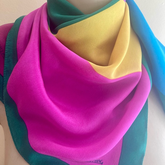 SIMON CHANG vintage silk scarf. Abstract and colourful - Picture 2 of 7